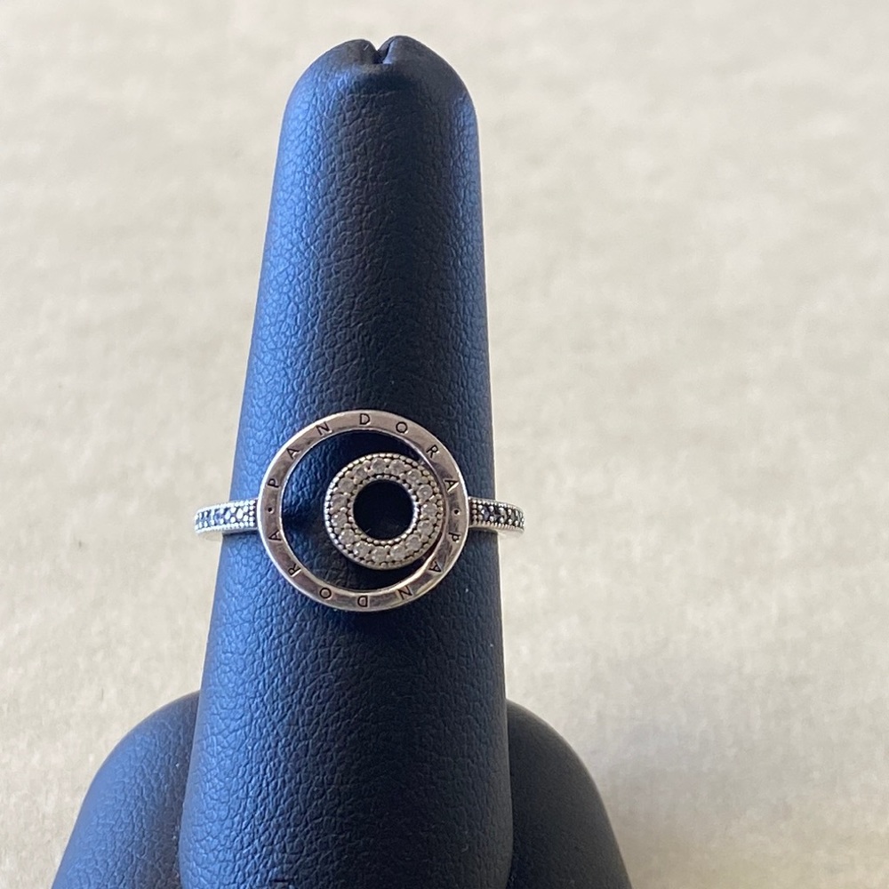 Pandora signature circles pave sterling ring size 7.5